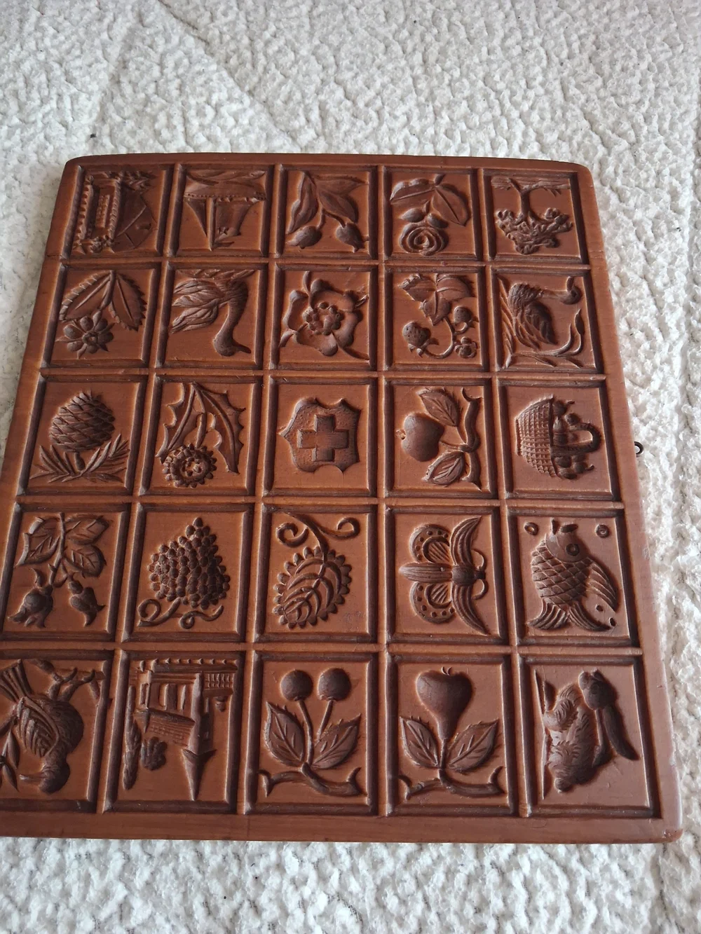 Vintage Wooden Carved Mold The House On The Hill 25 Big Picture 4007 Made IN USA